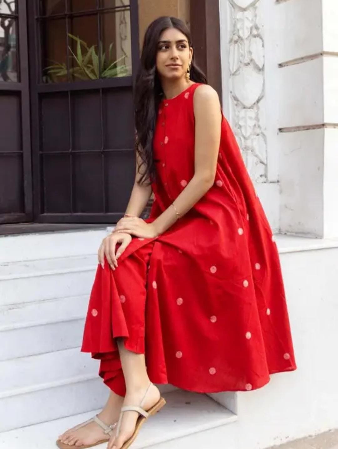 Women Solid Round Neck Red Kurta Set with Palazzo